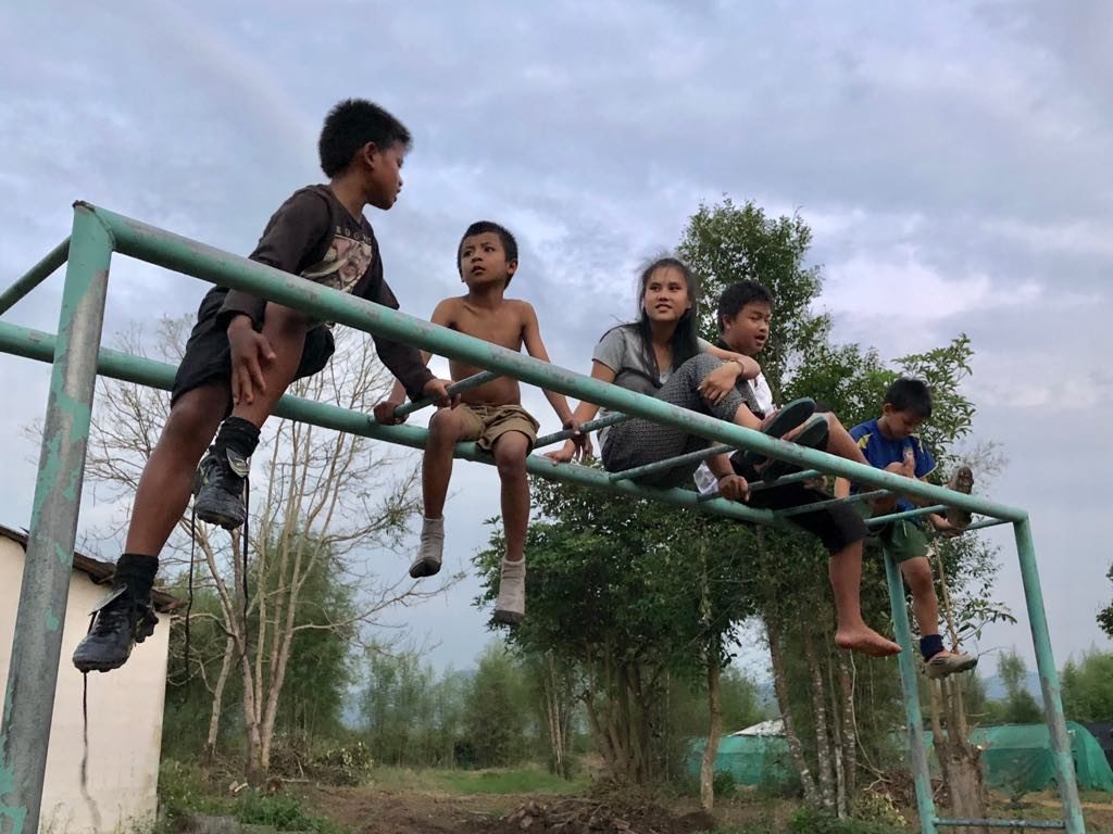 32536909_2125041347510608_403424633140805632_n